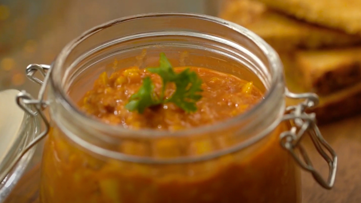 HERSHEY'S Guava Chutney